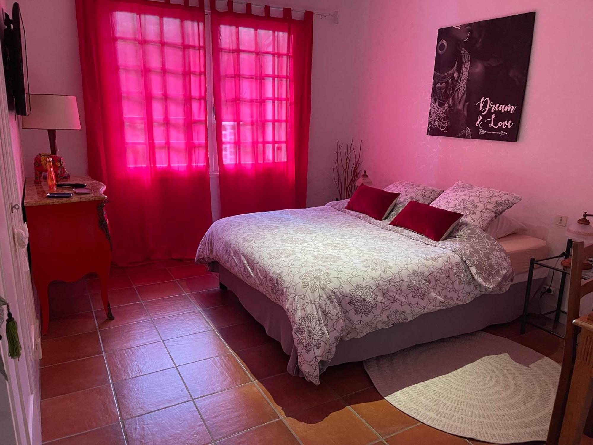 La Belle Chaumiere Bed & Breakfast Bretagne-de-Marsan ภายนอก รูปภาพ